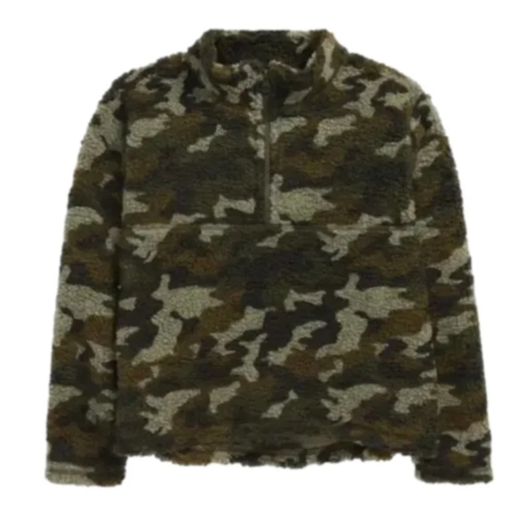 Treasure And Bond Olive Camo Pullover size medium
